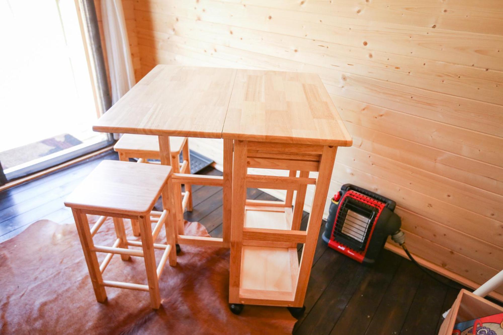 The Dogwood Cabin - Cowichan Valley Bunkie Glamping ダンカン エクステリア 写真