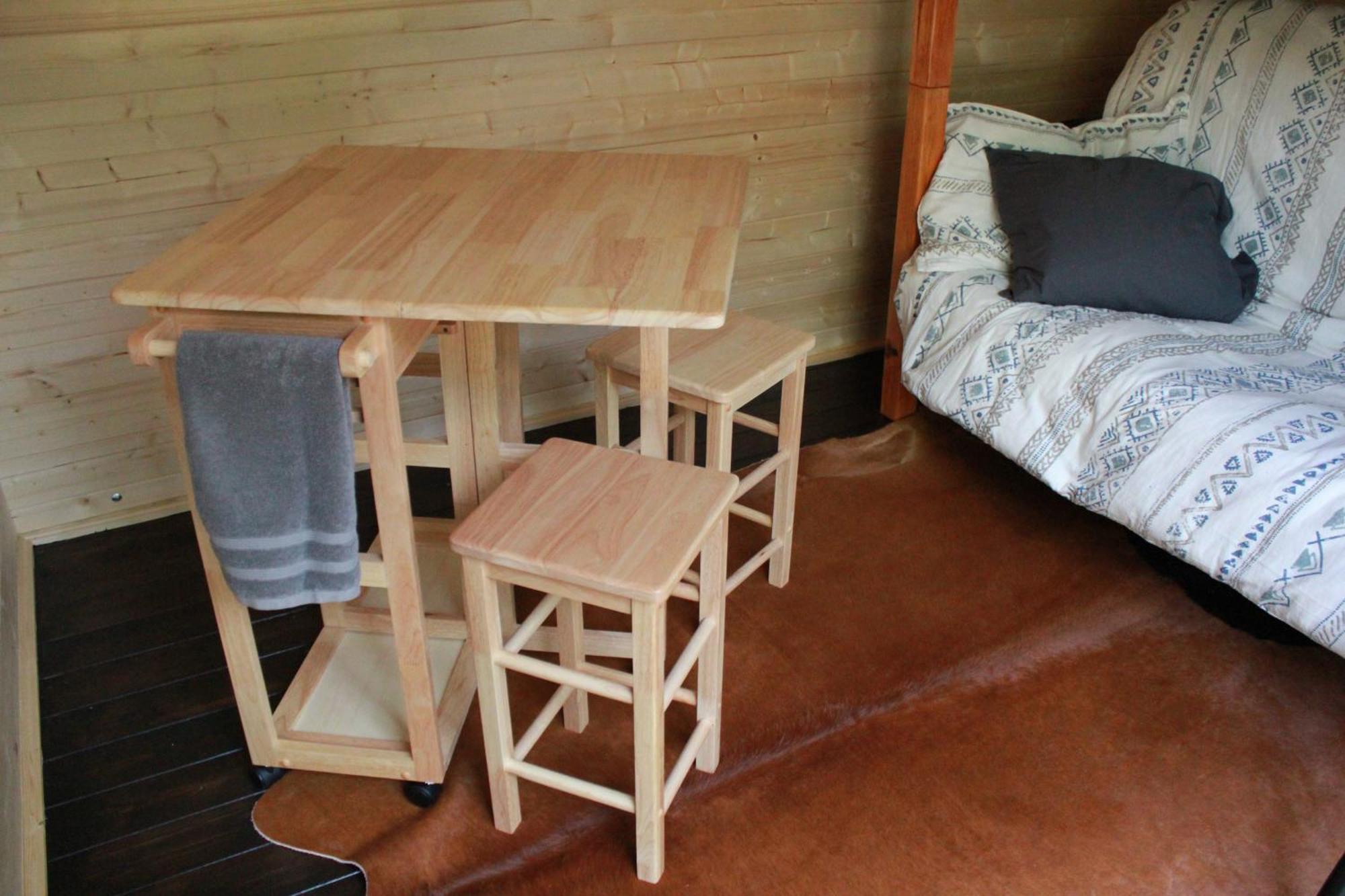 The Dogwood Cabin - Cowichan Valley Bunkie Glamping ダンカン エクステリア 写真